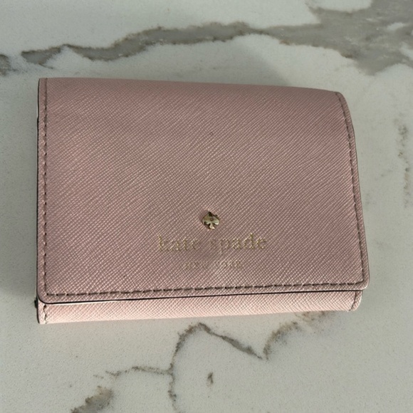 Kate Spade Mikas Pond Christine Light Pink Small Wallet Card Hokder - Picture 1 of 14